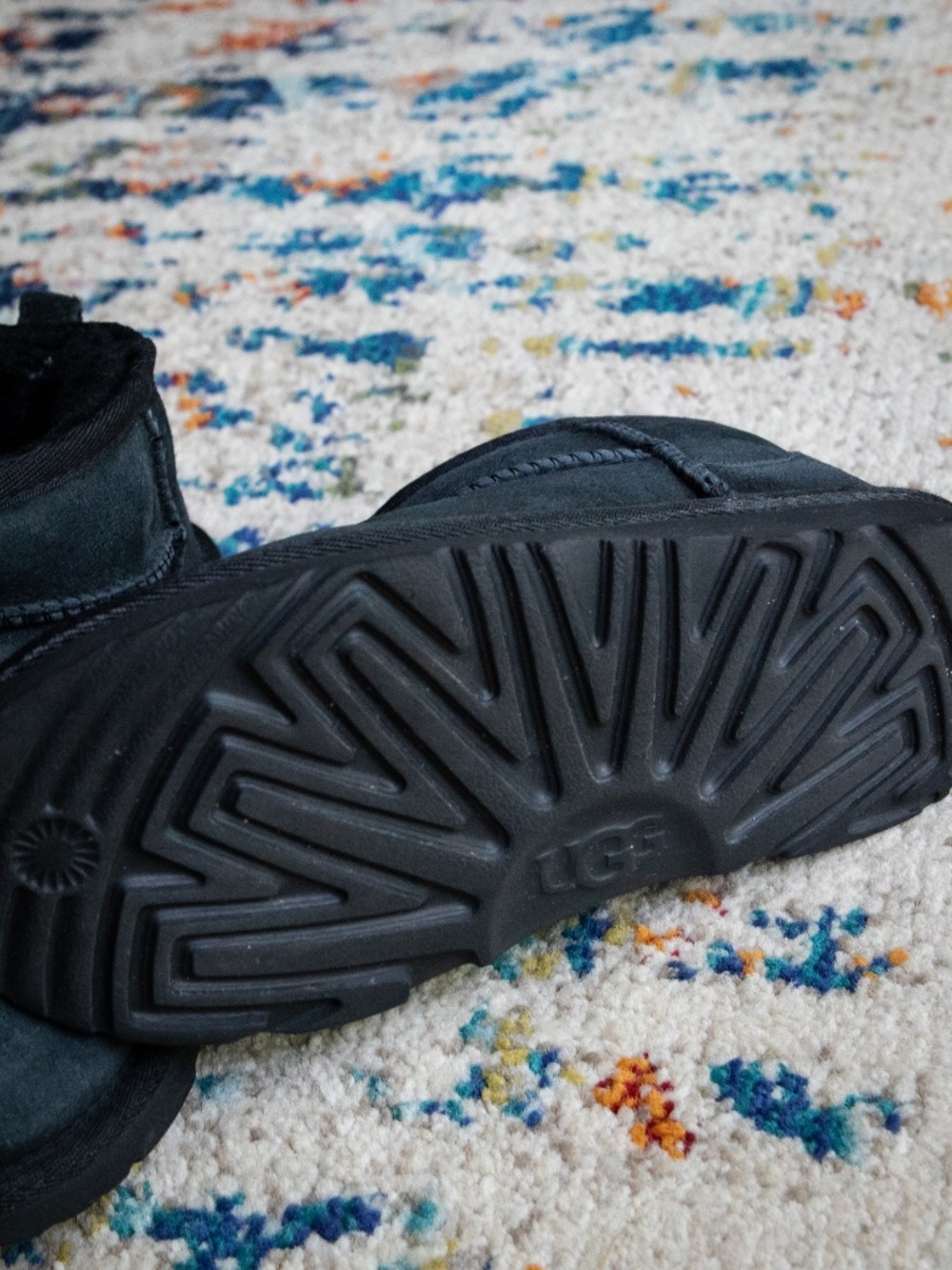 UGG Kids Classic Ultra Mini Boot - Picture 10 of 10